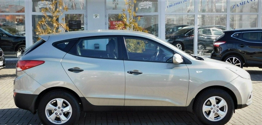 Hyundai ix35 cena 28900 przebieg: 279000, rok produkcji 2011 z Olsztyn małe 211